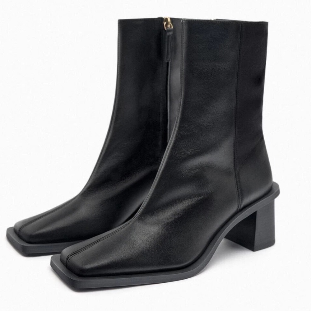 Zara black genuine leather block heel ankle boots Minimal luxe
1213101080039-1 - Picture 4 of 16